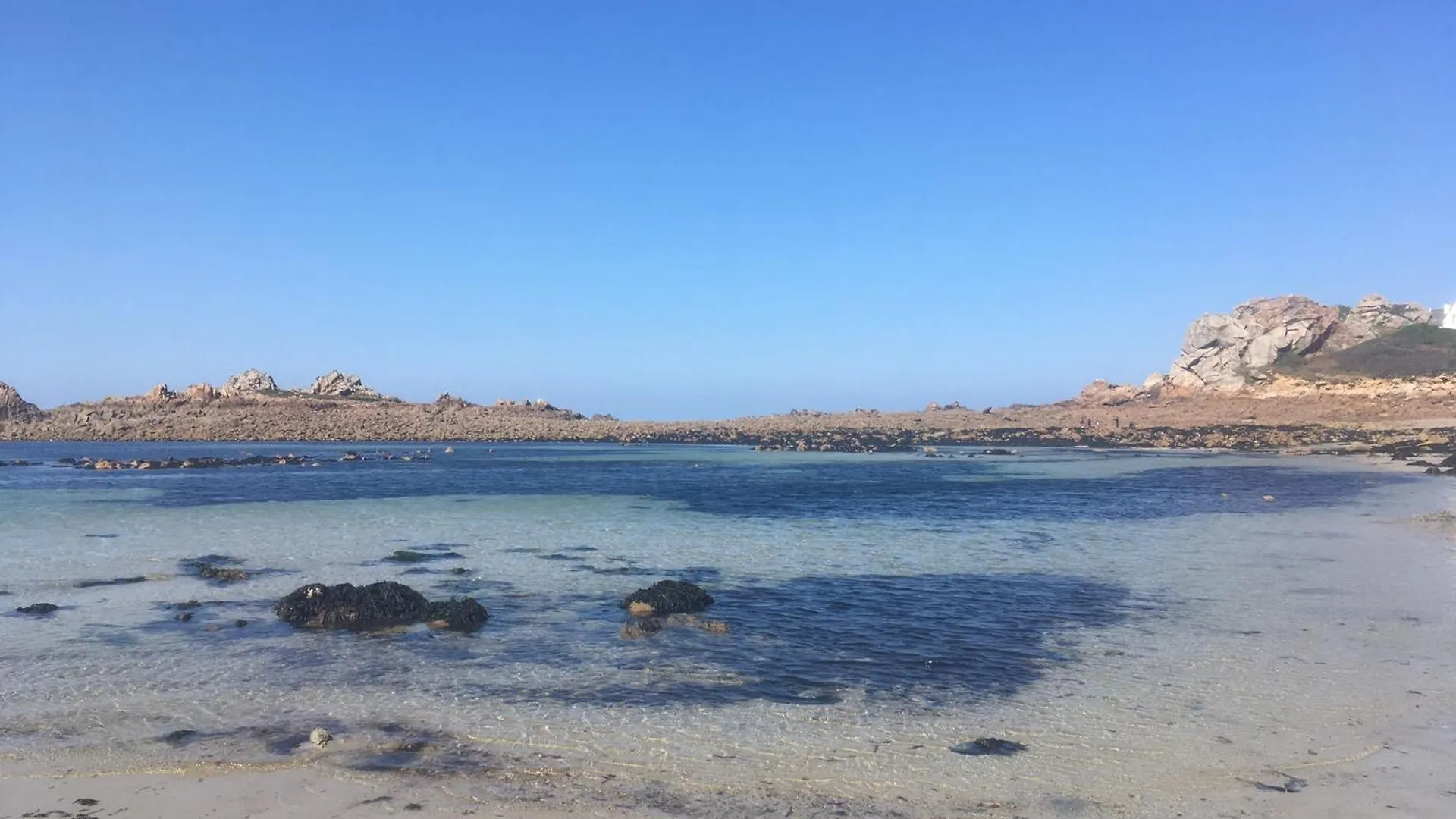 Holiday home Plages & Gr 10 Min A Pied - Grande Maison Calme Plougasnou